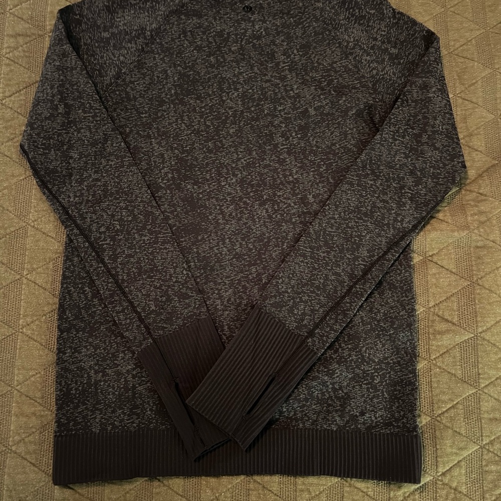 Lululemon Rest Less Long Sleeve - Size 8 - Picture 3 of 5